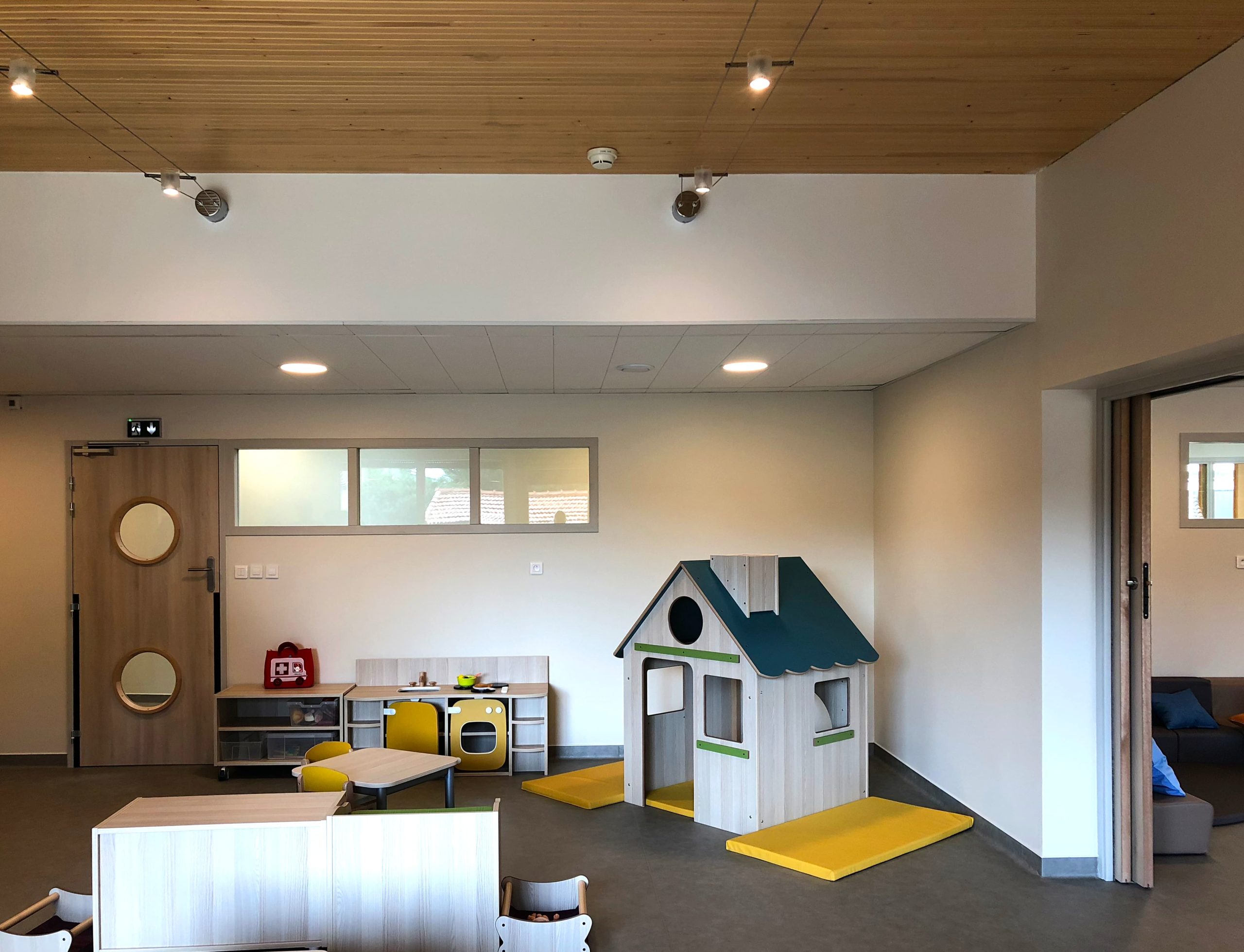 Crèche Saint-Simon salle de jeu 2