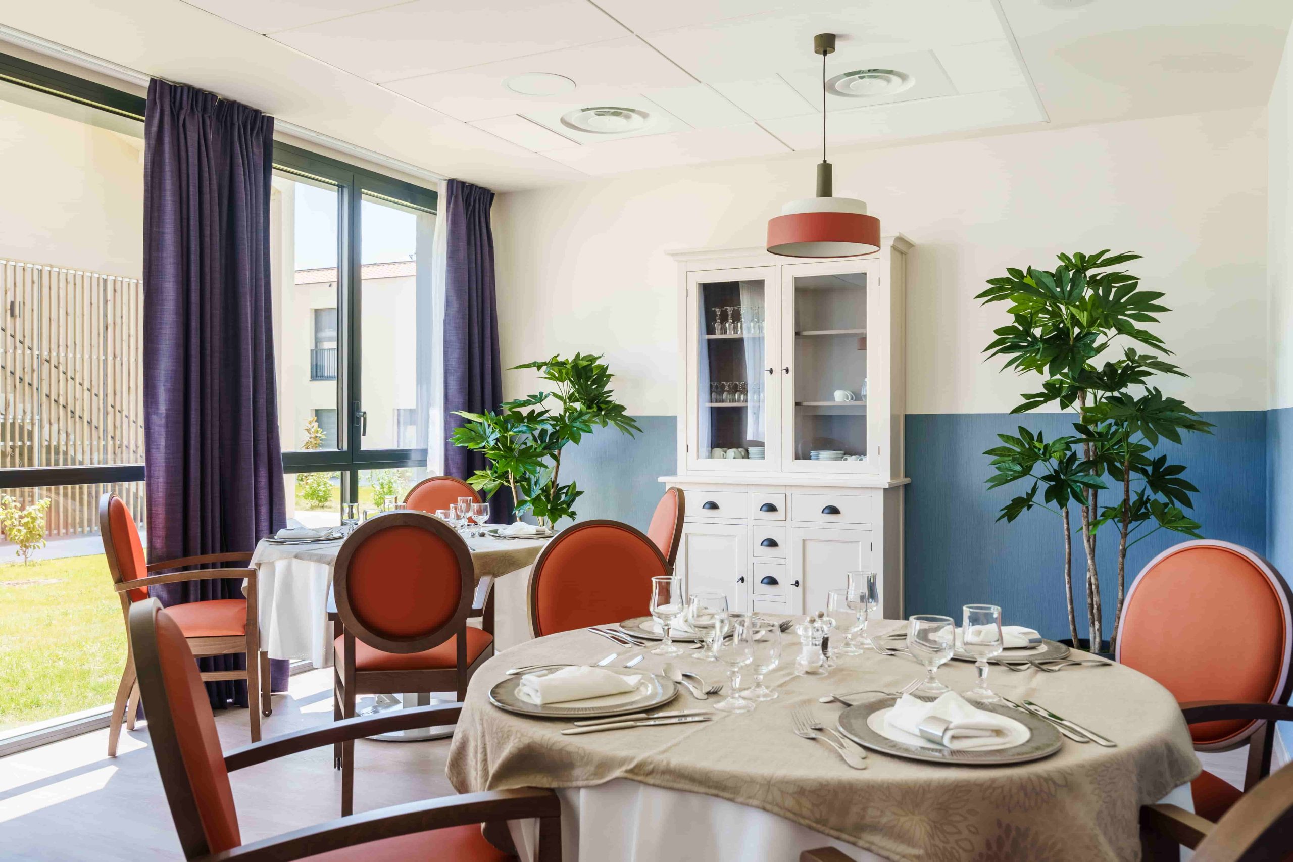 EHPAD et Résidence Senior des Grands Chênes salle à manger