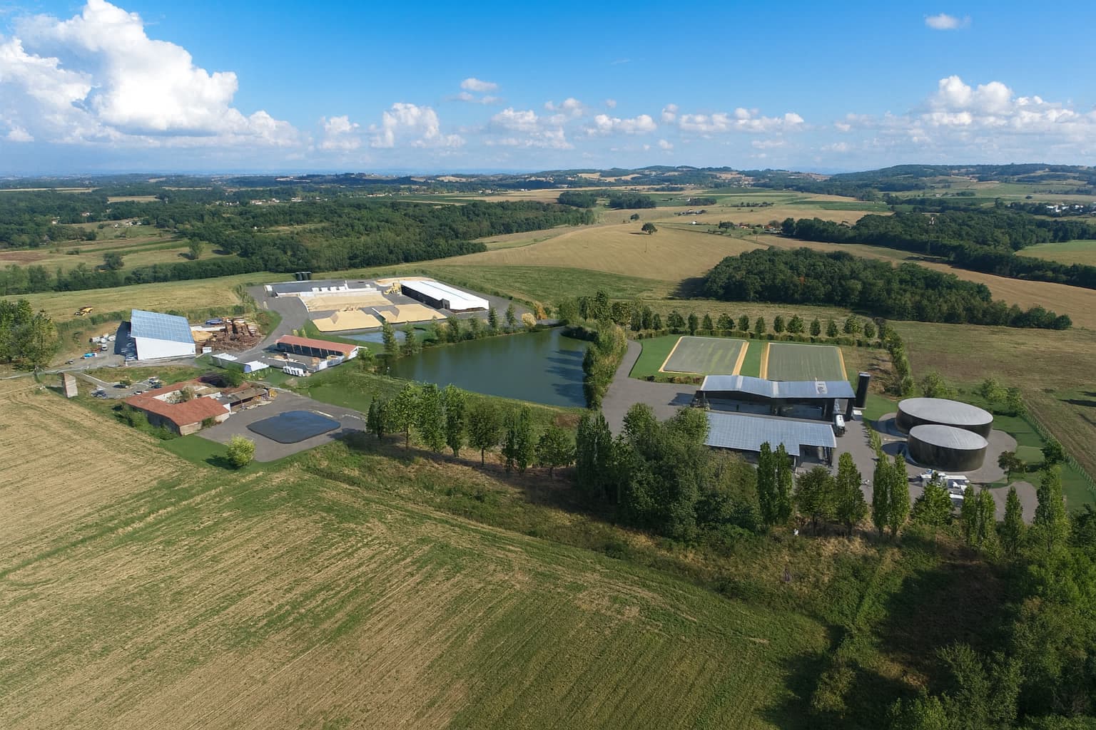 Unité de déconditionnement et usine de méthanisation vue drone 2